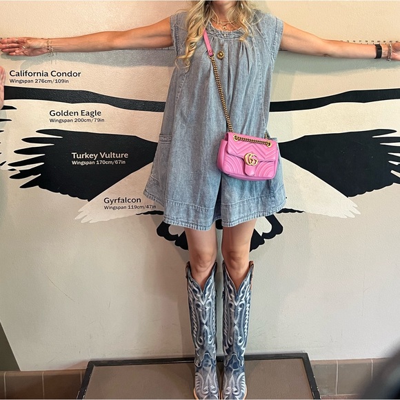 Meet your Posher, Mindy - Picture 9 of 16